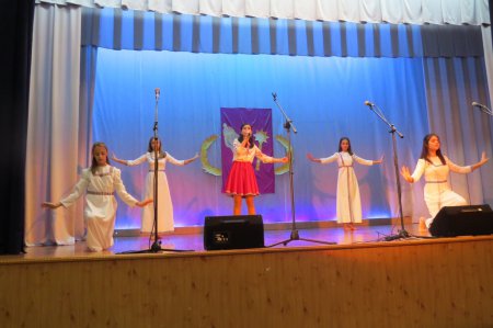 «Мов чудовий дивоцвіт, горить слава давніх літ» «Мов чудовий дивоцвіт, горить слава давніх літ»