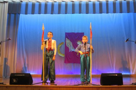 «Мов чудовий дивоцвіт, горить слава давніх літ» «Мов чудовий дивоцвіт, горить слава давніх літ»