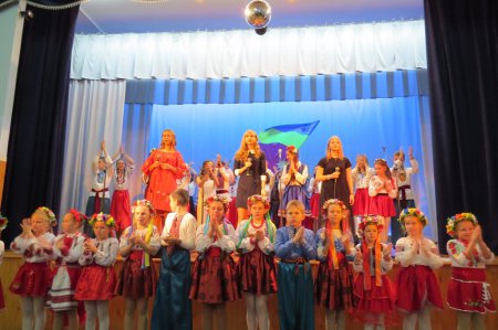 «Мов чудовий дивоцвіт, горить слава давніх літ» «Мов чудовий дивоцвіт, горить слава давніх літ»