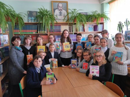 Місячник шкільних бібліотек Місячник шкільних бібліотек